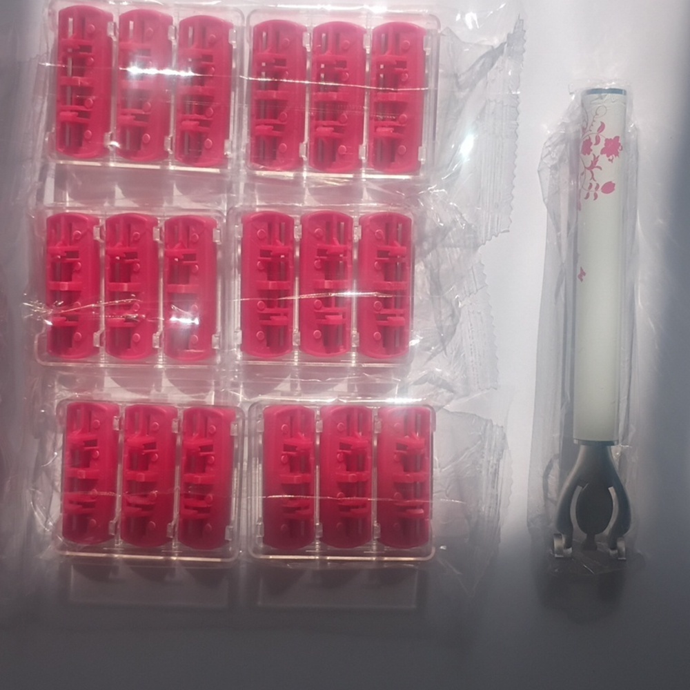 Red Razors With handle